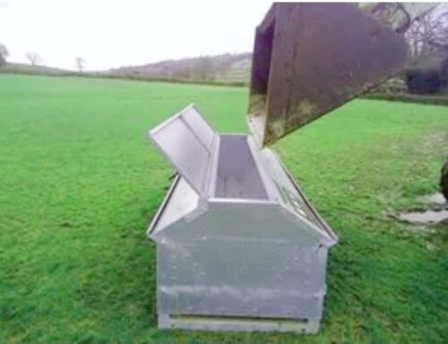 Easy Fill Universal Creep Feeder